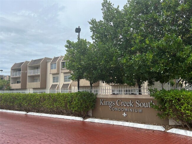 Foto del edificio - 7747 SW 86th St