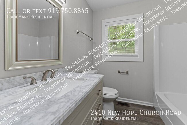 Foto del edificio - 2410 New Hope Church Rd