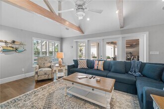 Building Photo - 1320 Marlin Dr