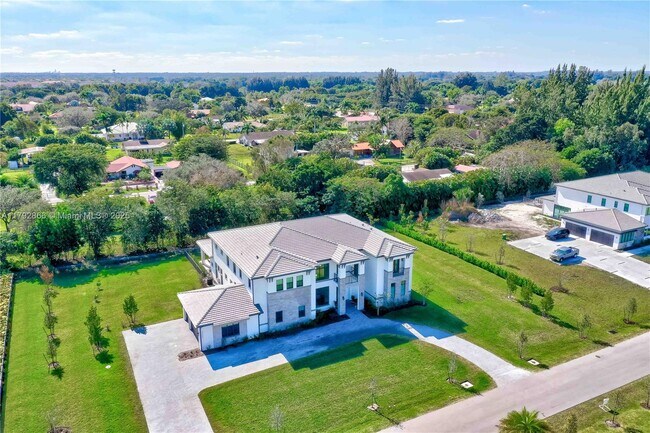 Foto del edificio - 17130 Magnolia Estates Dr