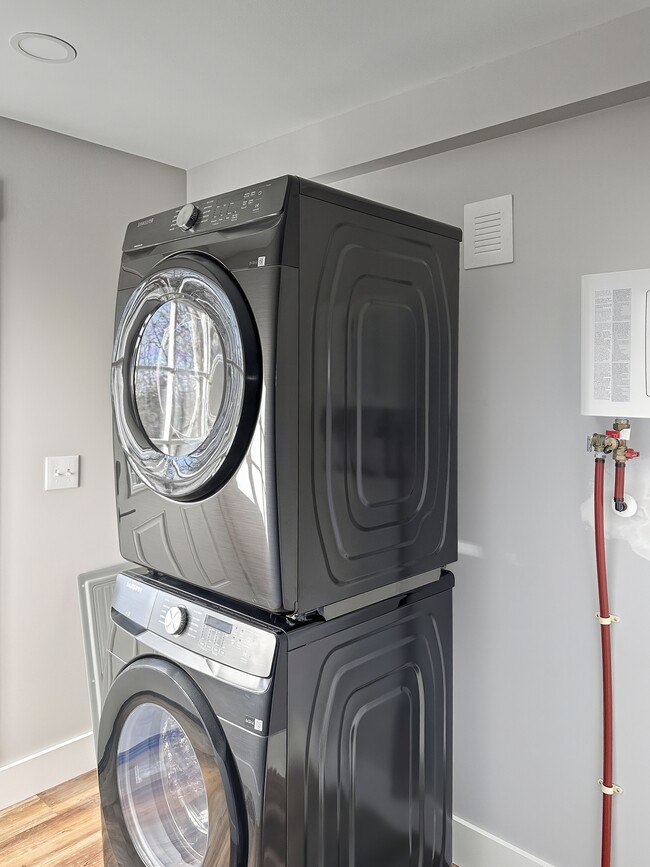 Foto del edificio - 8 Old Starnes Cove Rd