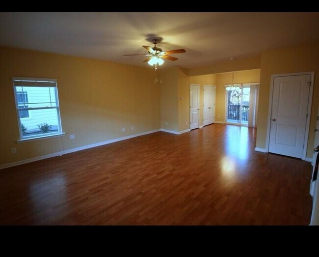 Foto del edificio - Charming 3BR Townhome in Norcross