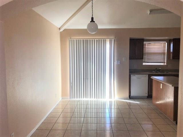 Building Photo - 1127 Valley Ridge Dr