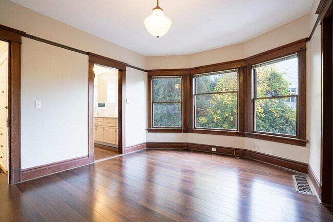 Foto del edificio - SW Montgomery