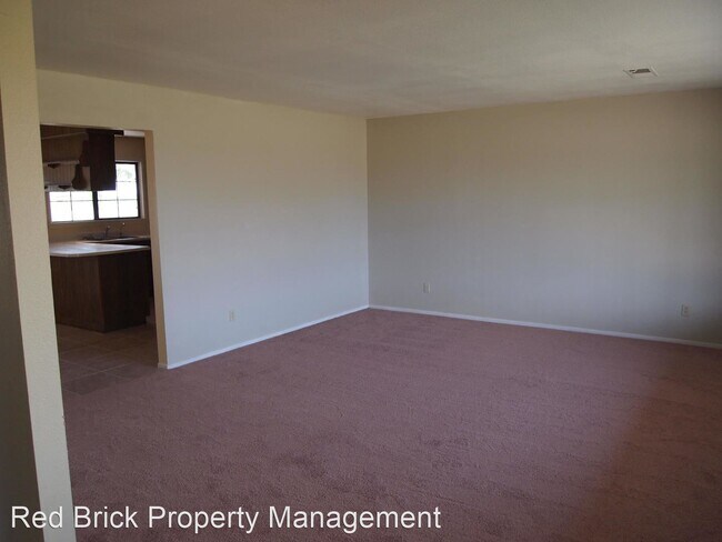 Building Photo - 5 br, 3 bath House - 2521 La Loma Rd.