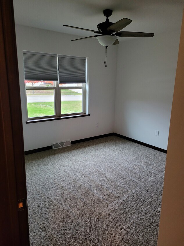 Primary Photo - 706 Prospect Dr