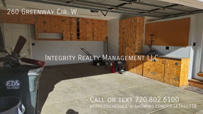 Foto del edificio - 260 Greenway Cir W