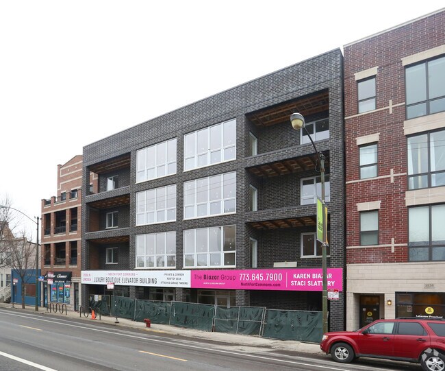 Building Photo - 3530 N Lincoln Ave