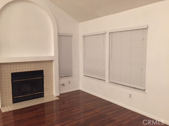 Building Photo - 20740 E Crest Ln