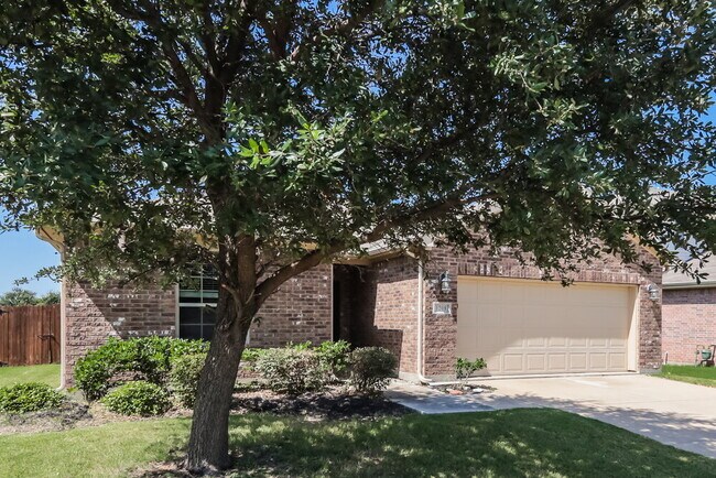 Building Photo - 1208 Songbird Dr