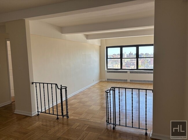 Building Photo - GRAND CONCOURSE