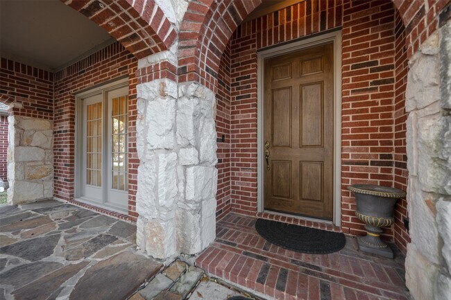 Foto del edificio - 4426 Greenwood Trace Ln