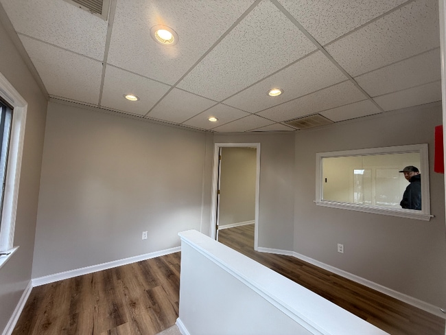 Foto del edificio - 2392 US-6