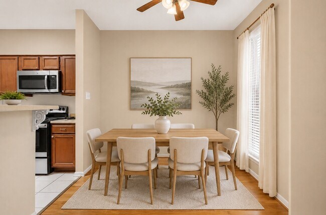 Building Photo - 8241 Sands Point Dr