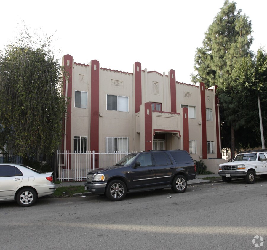 Primary Photo - 5534 Fernwood Ave