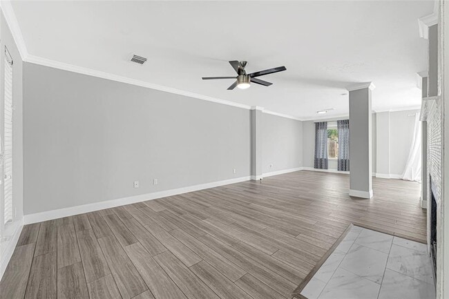 Building Photo - 2935 Sailors Moon Dr