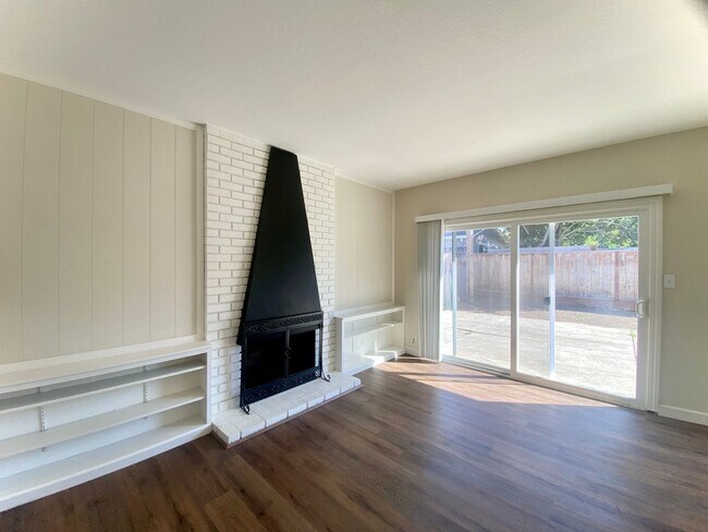 Foto del edificio - Lovely 3-bedroom home in Fremont!