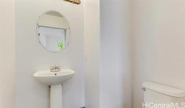 Building Photo - 520 Lunalilo Home Rd