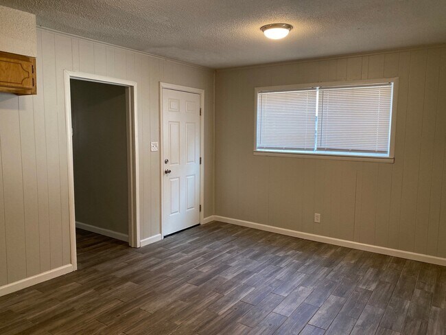 Foto del edificio - 19 Rolling Meadows Dr