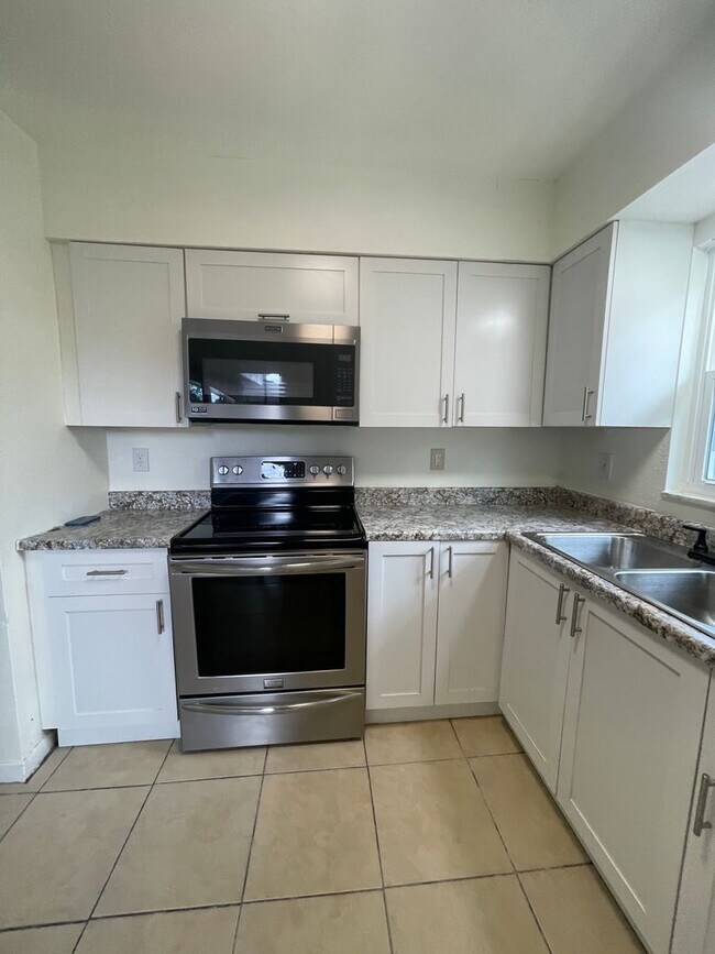 Foto del edificio - Cozy 2 bed 2 bath in Winter Park