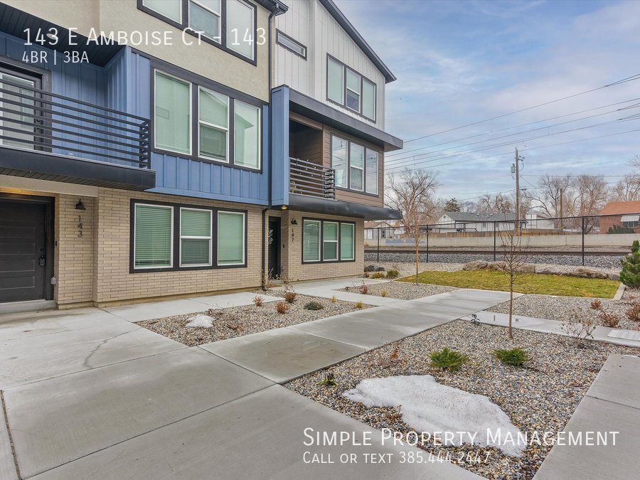 143 E Amboise Ct Unit 143, Sandy, UT 84070 Room for Rent in Sandy, UT