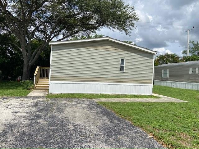 Primary Photo - 611 SW 135th Terrace