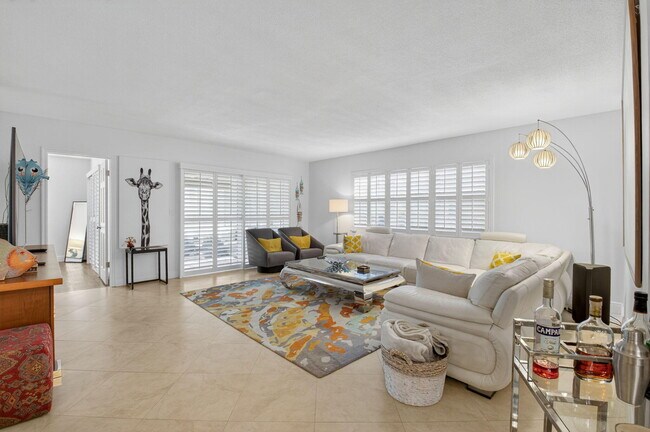 Building Photo - 1700 S Ocean Blvd