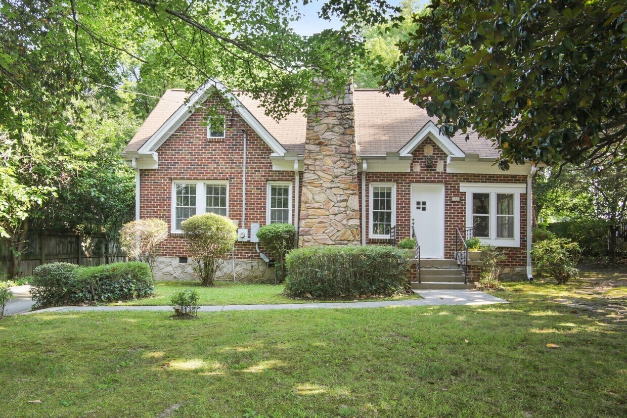 50 Brookhaven Dr NE, Atlanta, GA 30319 House Rental in Atlanta, GA
