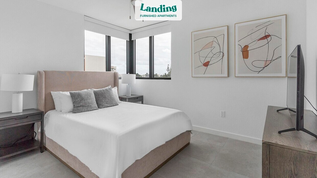 4 N Federal Hwy Unit PH 843.1397963, Dania Beach, FL 33004 Room for