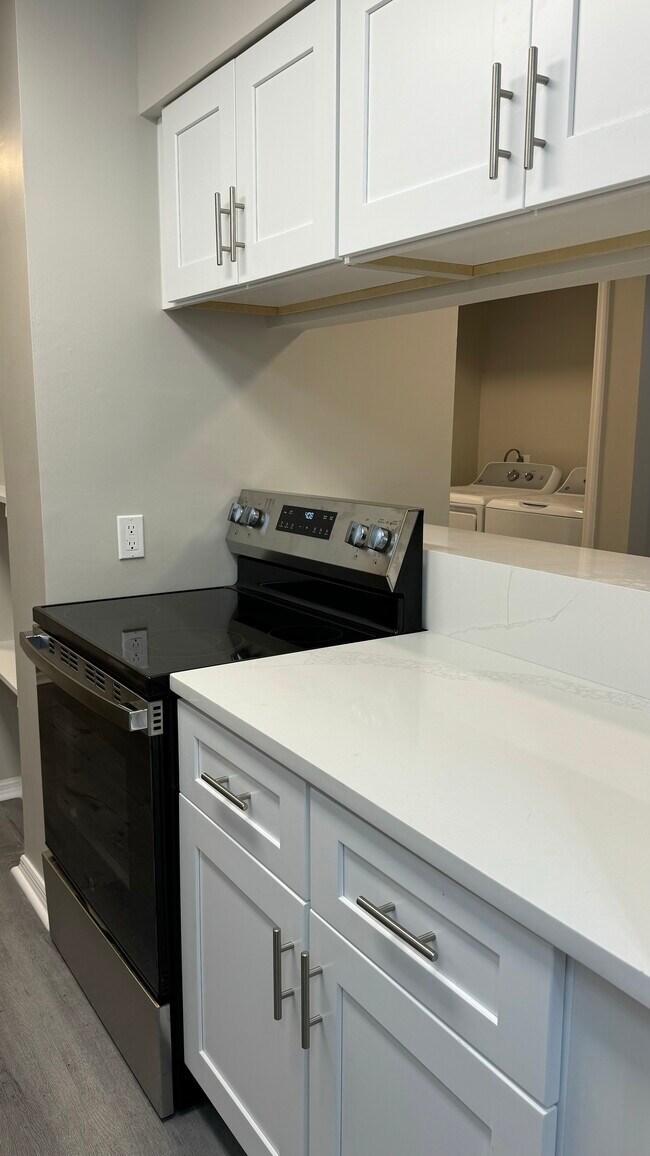 Foto del edificio - 2305 Congress Ave, Apt. 22
