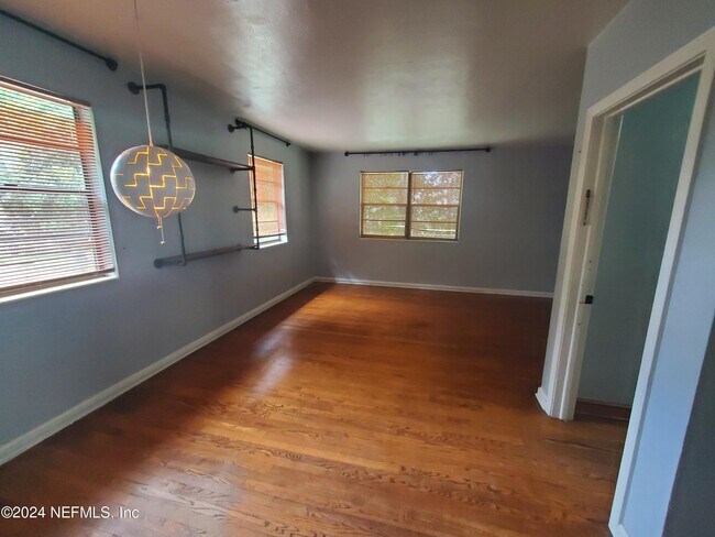 Foto del edificio - 2902 Oak St