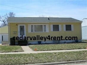 Building Photo - 717 Bismark Ave
