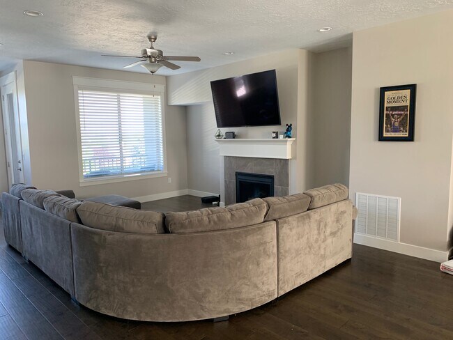 Foto del edificio - 10418 S Sage Canal Way