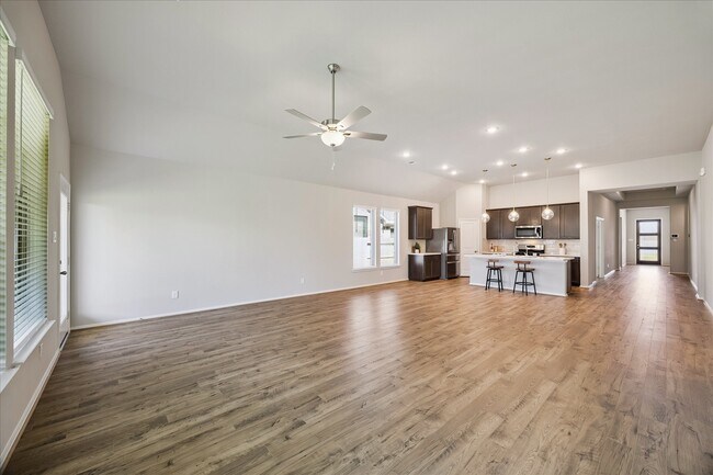 Foto del edificio - 3212 Bright Maple Dr
