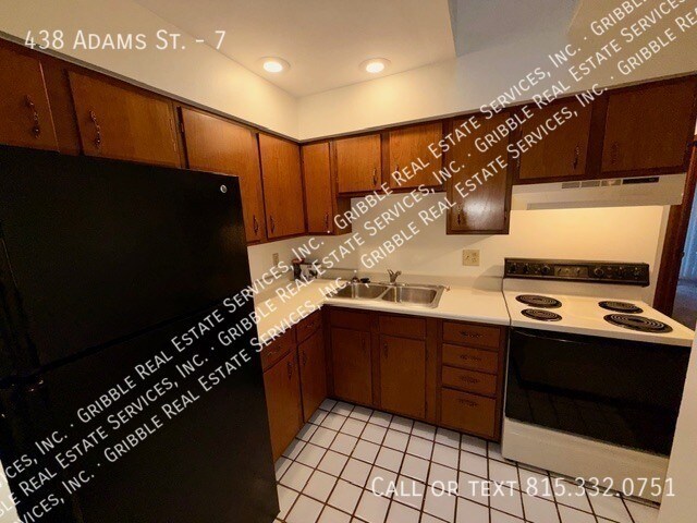 Foto del edificio - 438 Adams St