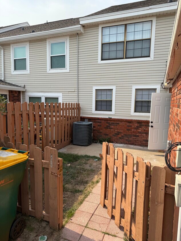 Foto principal - 31a 11th St