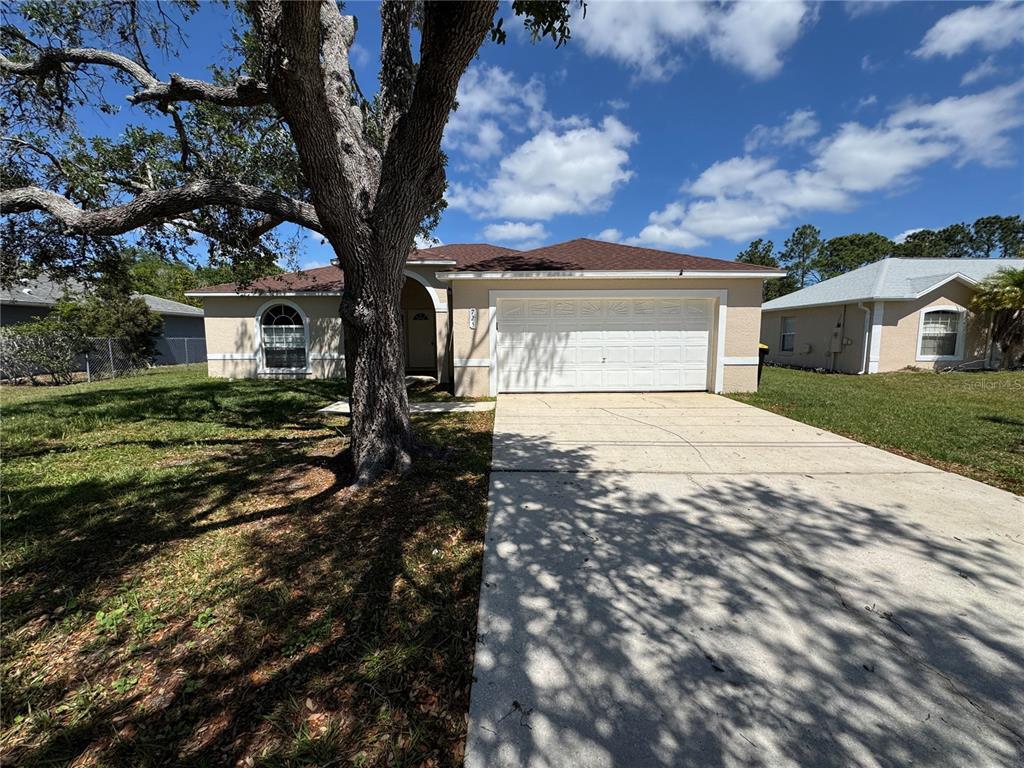 Foto principal - 725 Pelican Ct