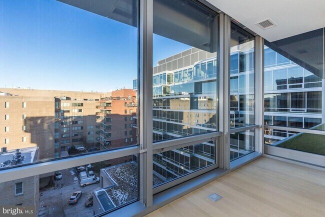 Building Photo - 1111 24th St NW