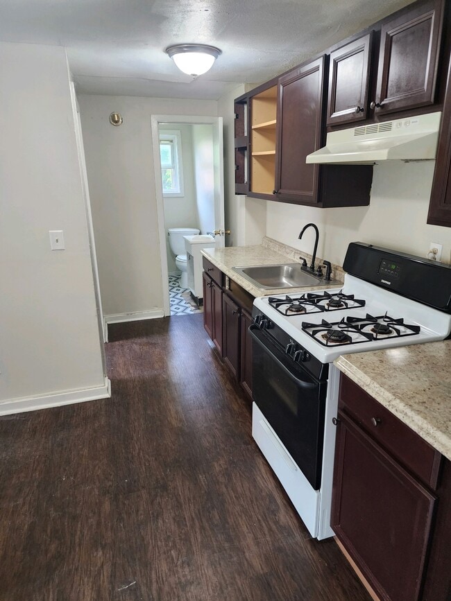 Building Photo - 4 N 4th St