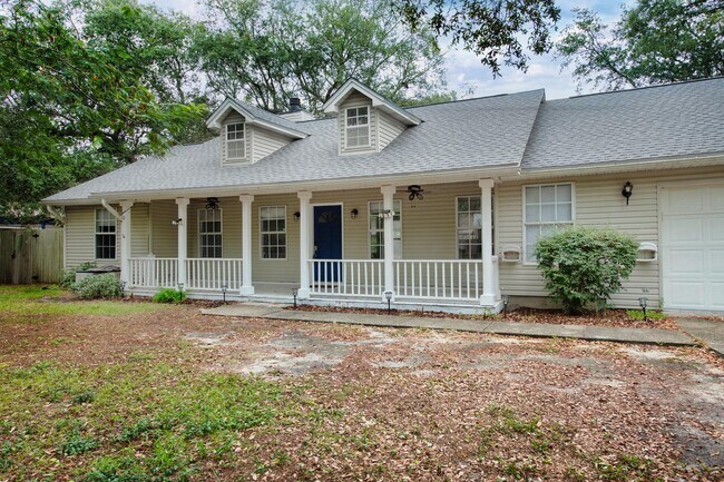 Building Photo - 6880 Andalusian Ct