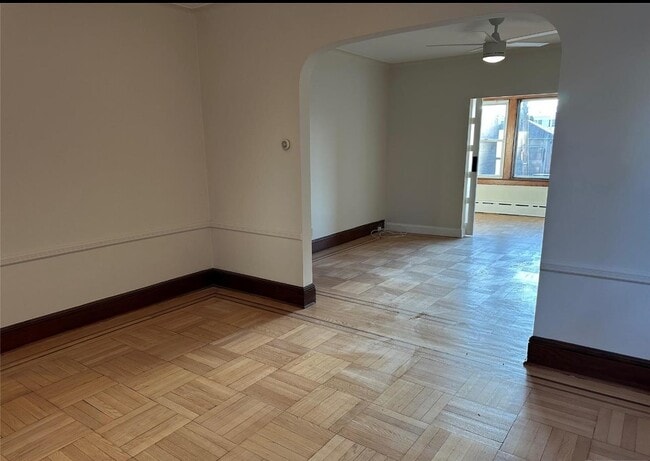 Building Photo - 505 Dewey Ave