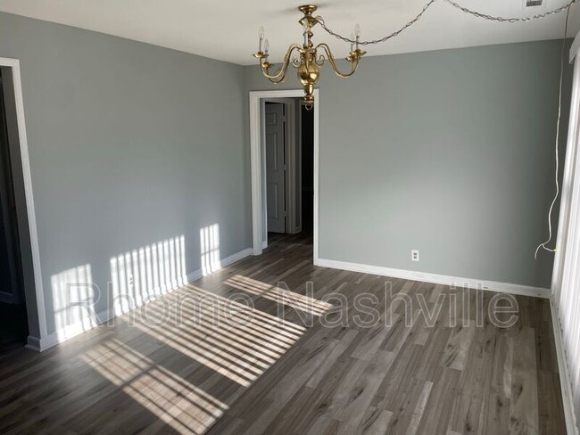Foto del edificio - 578 Watsonwood Dr