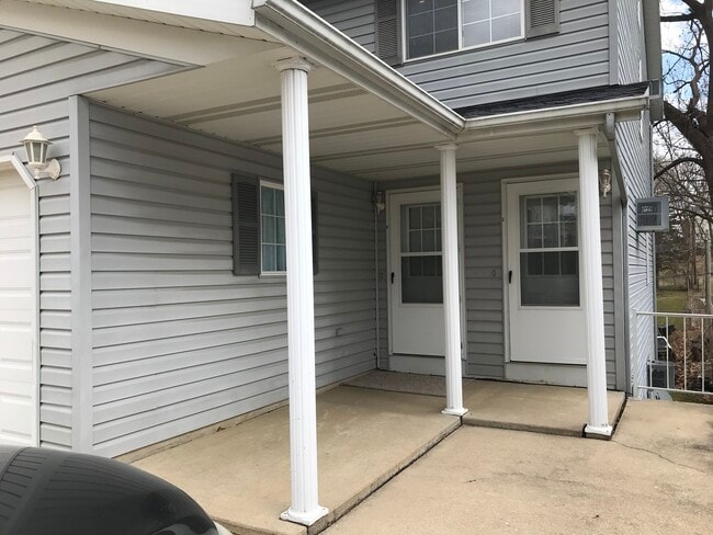 Building Photo - 307 N Huber St