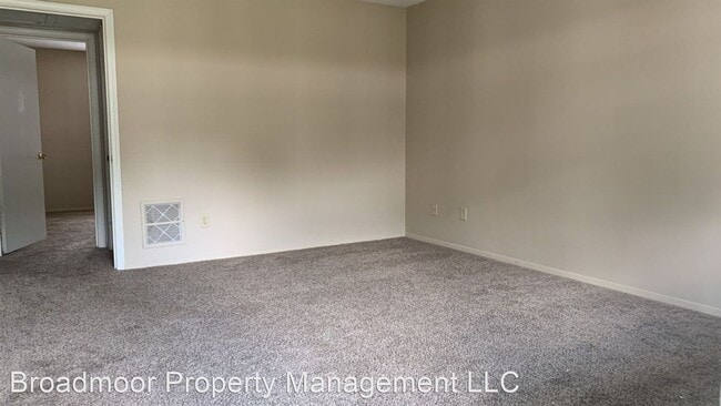 Building Photo - 2 br, 1 bath House - 3636 Spottswood Ave. #16