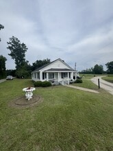 Building Photo - 1495 Eli Bowen Rd