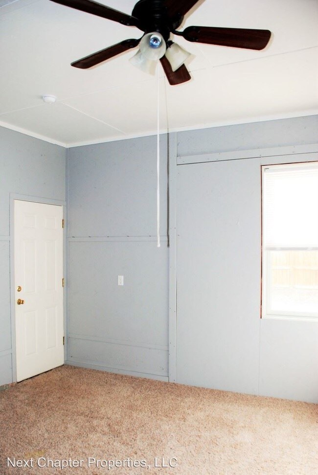 Building Photo - 468 1740 Rd