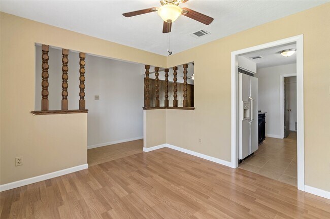 Foto del edificio - 10418 Sagemeadow Ln