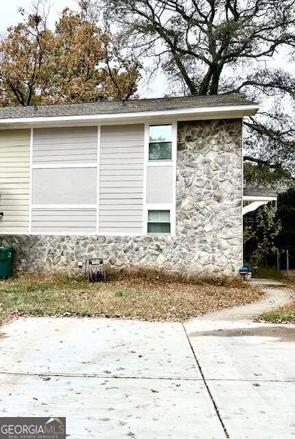Foto del edificio - 1269 Creekside Ct