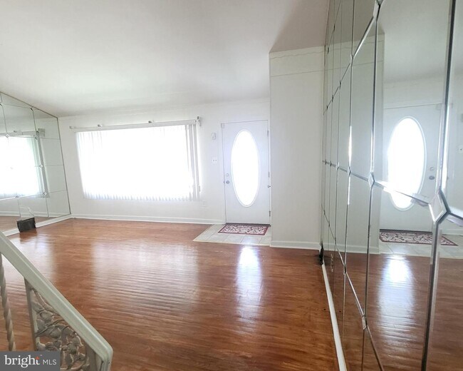 2407 Denfield St, Camden, NJ 08104 Townhome Rentals in Camden NJ