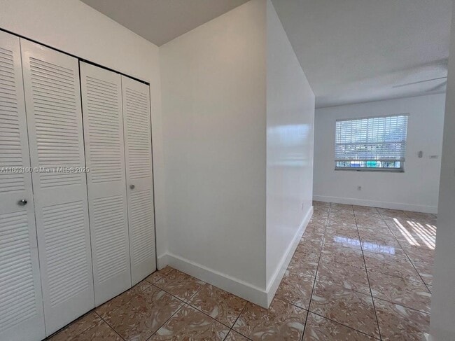Building Photo - 3081 NW 94th St